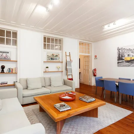 Appartement Camoes - Bairro Alto - By The Portuguese Story Lisboa
