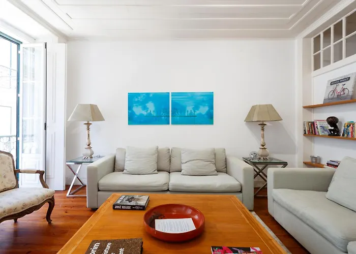 شقة Camoes - Bairro Alto - By The Portuguese Story *