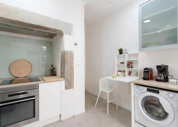 شقة Camoes - Bairro Alto - By The Portuguese Story Lisboa