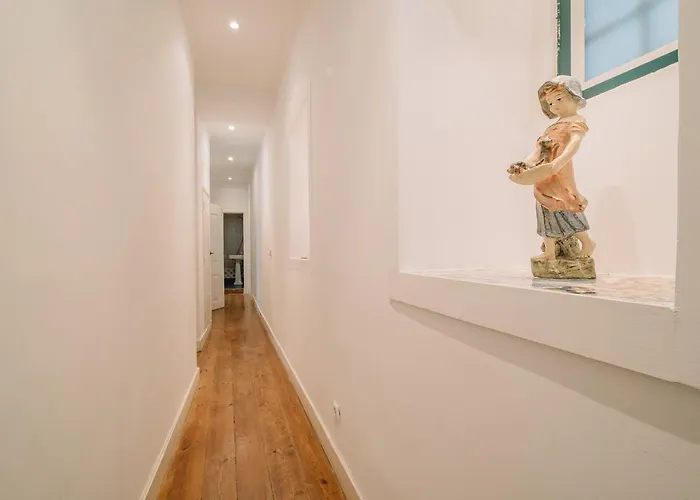 شقة Camoes - Bairro Alto - By The Portuguese Story Lisboa